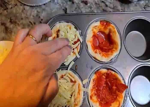 How To Make Your Own Little Caesars Crazy Puffs At Home! (Recipe) - picture 3