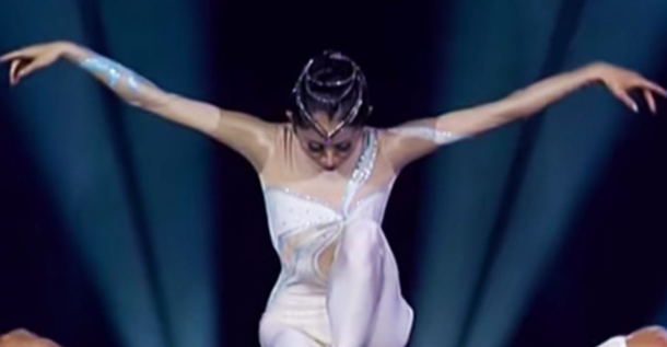 I Expected A “Normal” Dance Audition. But Watch When The Camera Zooms Out. - picture 2