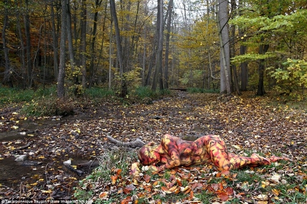 If You Can Find The Woman Hiding In This Painting You’re Considered To Have An Above Average IQ… - picture 6