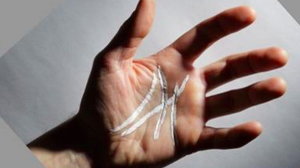 If You Have The Letter “M” On The Palm Of Your Hands, It Means Something Special - picture 6
