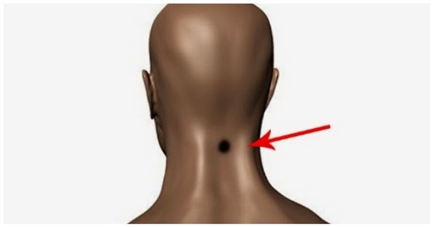 If You Place An Ice Cube On This Exact Point On Your Head It Has Some Amazing Benefits. Who Knew! - picture 2