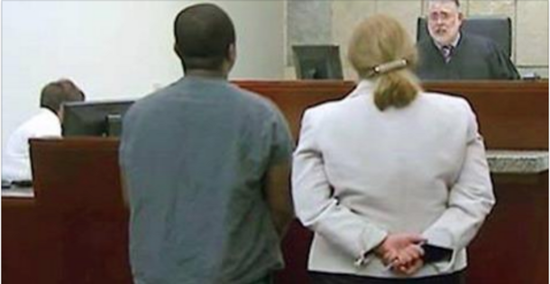 Inmate Saves Guard's Life, Is Called Back In Front Of Judge, Gets Unexpected News - picture 3