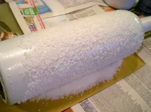 Instead Of Throwing These Bottles Away, She Turns Them Into Something AMAZING You Will Want In Your Home! - picture 17