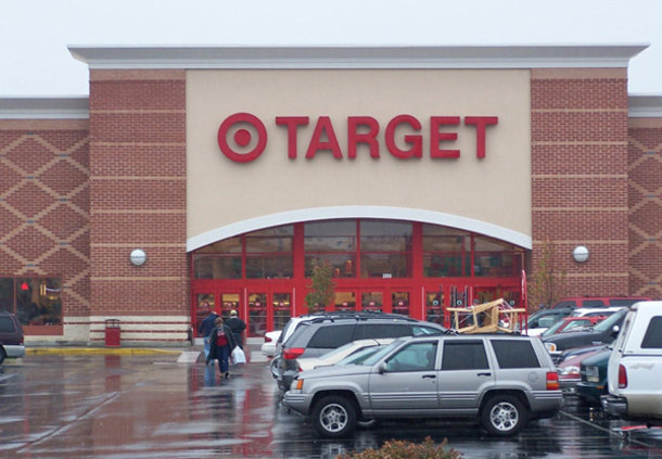 Internet Erupts About What ‘Strange’ Girl In Blue Is Doing In Target Ad - picture 2
