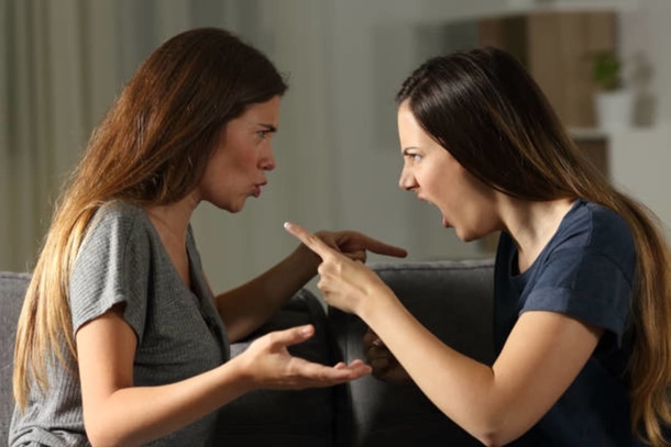 Is Mom in the Wrong for Refusing to Change Her Last Name at the Request of Her Ex-Husband's Fiancée? - picture 3