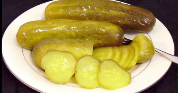 It’s Only 3 Ingredients And It Makes The Best Tasting Pickles I Have Ever Had - picture 2