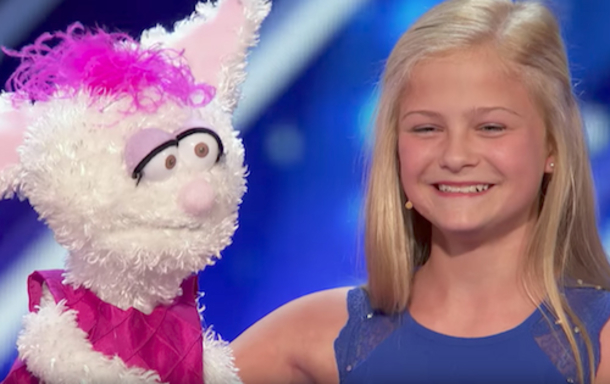 Judges Confused When Young Girl Walks Out With Stuffed Animal, By The End They Had Her In Tears - picture 2