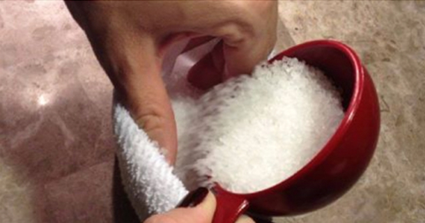 Just Pour Epsom Salt in a Sock and Cure Any Ear Infection - picture 2