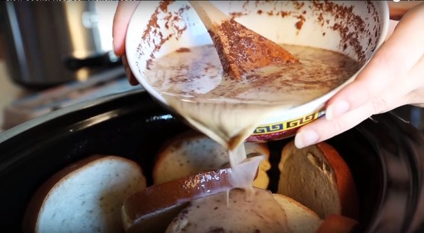Just Put Some Old Bread In A Slow Cooker Before Bed And Wake Up To THIS Delicious Breakfast - picture 4