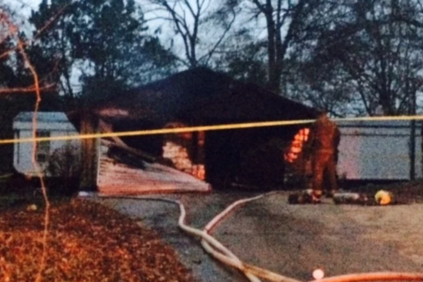 Kids Left Home Alone Killed In House Fire, HERE’S What Their Mother Was Doing - picture 4