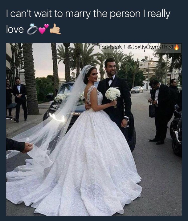 Laughing Through Love: 10 Daily Memes About Dating and Relationships Every Woman Can Relate To - picture 8