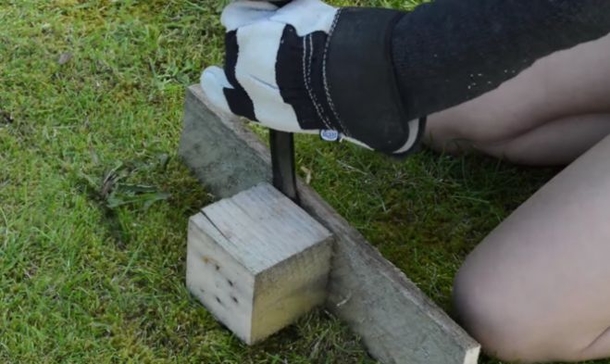 Learn How To Make A Strawberry Planter Out Of A Wood Pallet - picture 4