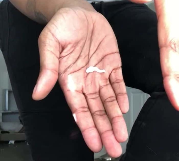 Lint Be Gone! Best Hack To Remove Lint And Dog Hair Easily - picture 2