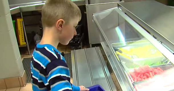 Little boy saw friend being denied hot lunch: Pays off lunch debt for him and so many others - picture 5