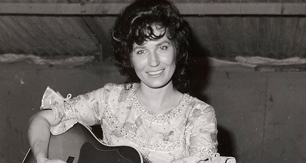 Loretta Lynn shares heartbreaking news as her ranch foreman Wayne Spears passes away - picture 4