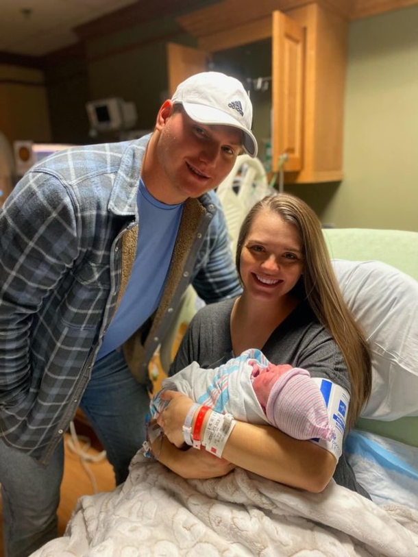 Loving couple who have the same birthday welcome first baby – on their birthday! - picture 4