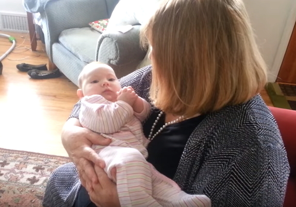 Loving Grandma Sings To Infant Girl. In Moments, Baby’s Reaction Has Mom Reaching For Her Camera - picture 2