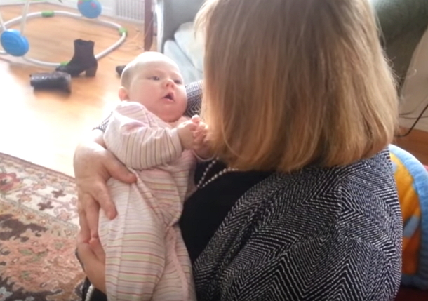 Loving Grandma Sings To Infant Girl. In Moments, Baby’s Reaction Has Mom Reaching For Her Camera - picture 3