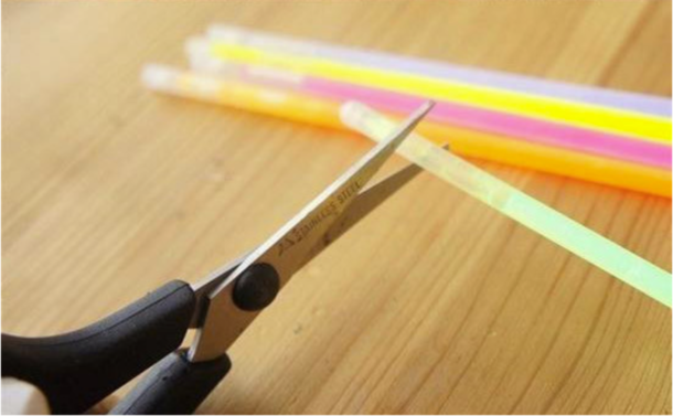 Make Your Own Glow Stick Nightlight - picture 4