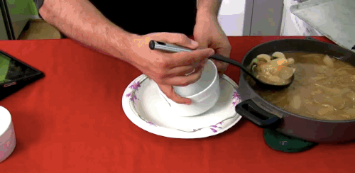 Man Adds Large Amounts Of Onions In A Pan, What He Does Next Looks Totally Delicious! - picture 11