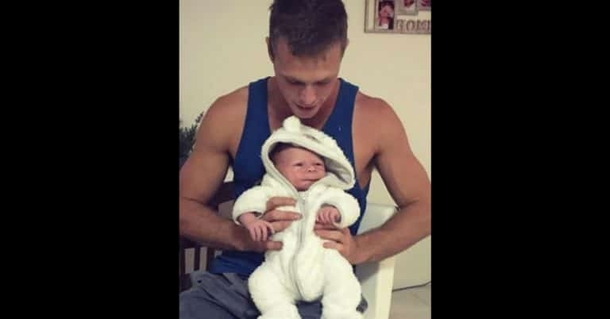 Man Discovers That He Will Be A Father And Grandfather All In The Same Week, You Won't Believe This - picture 2