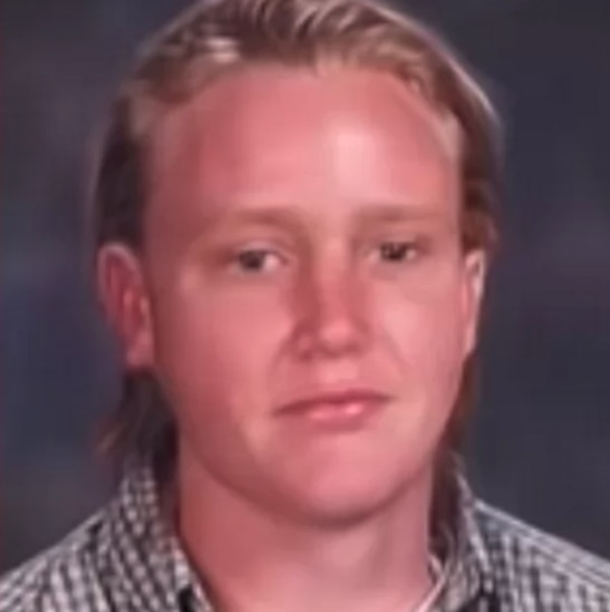 Man learns that he was kidnapped, solves his own case 30 years later - picture 3