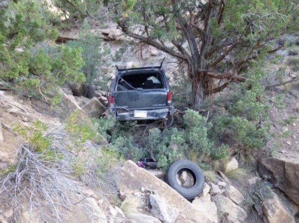 Man Realizes His Girlfriend Is Dead, Takes Unusual Action Before He Calls The Police - picture 3