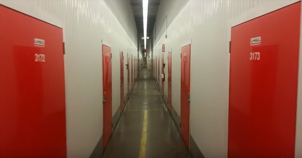 Man secretly lived in fully furnished storage locker “apartment” for 2 months without being caught - picture 2