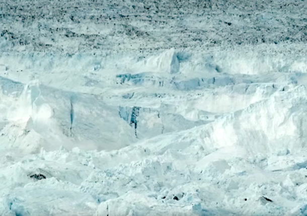 Man Sets Up Camera On Ice, Moments Later Captures Unimaginable Footage - picture 2