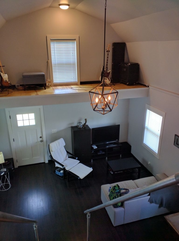Man Struggles To Buy His Own Home, Builds Tiny Home From Scratch Watching Youtube Videos - picture 6