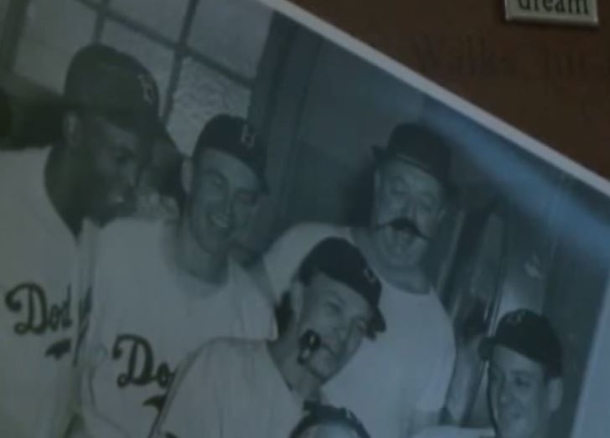 Man was looking for deals at garage sale, sees familiar object under a table - picture 5