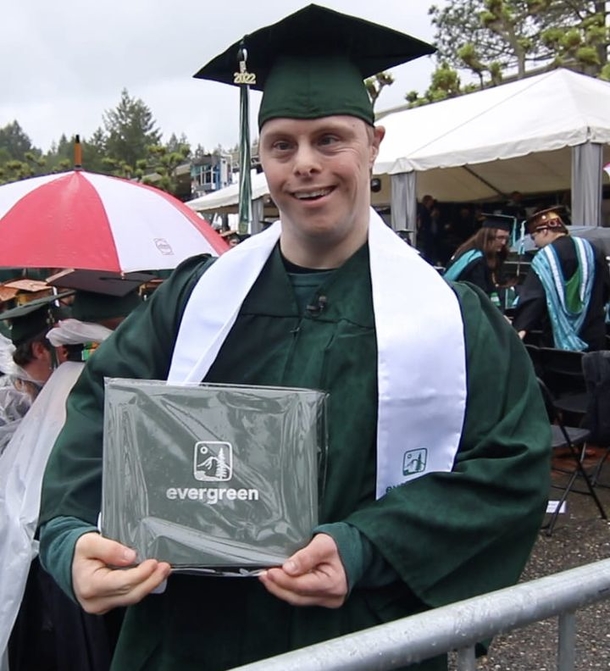 Man with Down Syndrome makes history as he becomes first to graduate from his college with his condition - picture 3