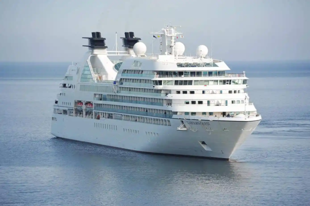 Married couple says they're going to permanently live on cruise ships because it’s much cheaper than paying off a mortgage - picture 2