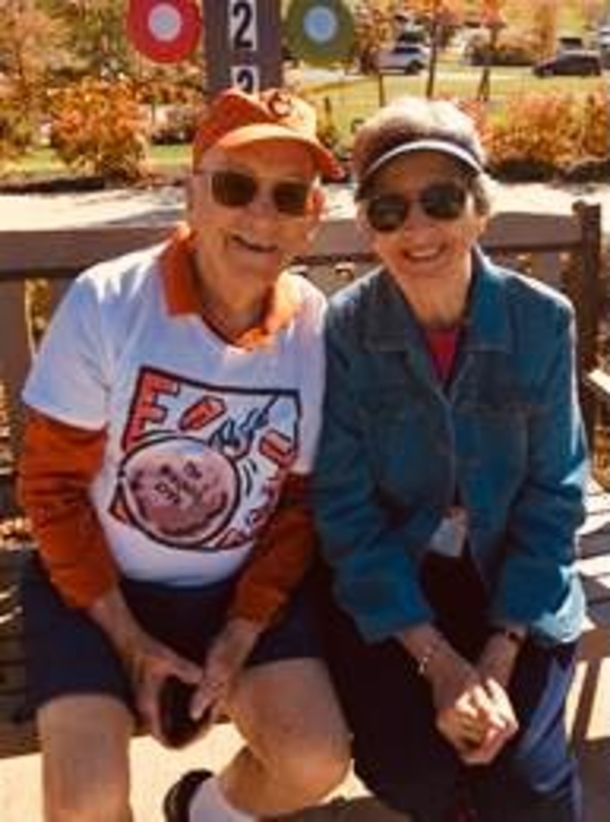 Mike Rowe shares the ‘secret’ behind his parent’s 60+ year marriage in heartwarming post - picture 3