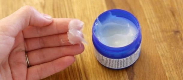 Mom Applies This Remedy To Her Baby, Shortly After He Dies. Be Careful With This, Moms! - picture 2