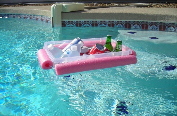 Mom buys extra pool noodles. Here are 11 nifty ways they can solve common household problems - picture 2