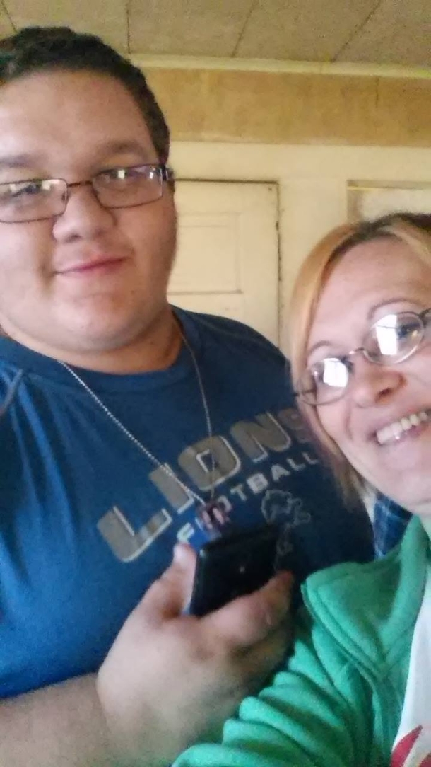 Mom Calls Out Of Work To Help Son On Life Support, Gets Fired By Her Boss In A Text Message Because Of It - picture 2