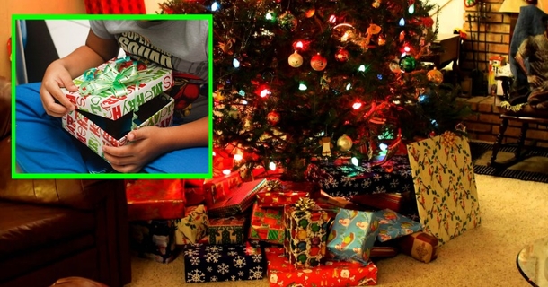 Mom Finds 30-Year-Old Christmas Gift She Forgot, When It’s Opened … JACKPOT - picture 2