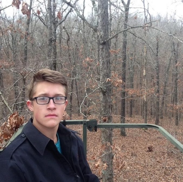 Mom Notices Her Son’s Hands On Picture Day — She Loses It Over Truth He Can’t Hide - picture 5