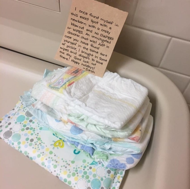 Mom Opens Changing Table In Target Bathroom, Then Finds A Strange Ziploc Inside - picture 5