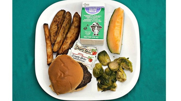 Mom Outraged After School Refused To Feed Her Kids (Photos) - picture 2
