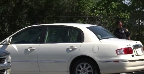 Mom Sick When She Sees What Boyfriend Was Hiding After Trunk Popped Open - picture 2