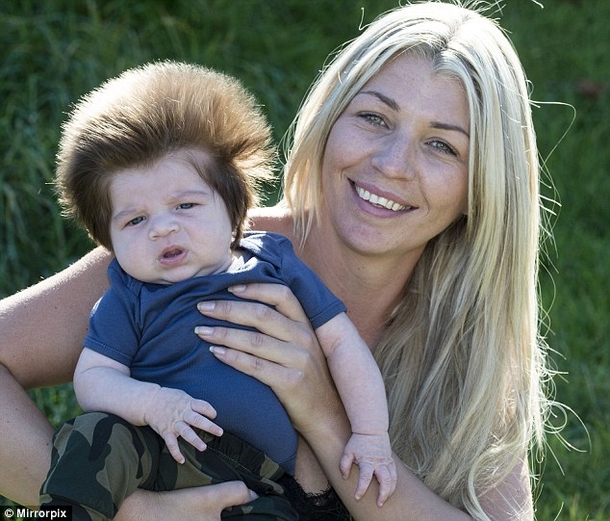 Mom Surprised When Baby Is Born With Long Hair, Then Realizes Why It Happened - picture 3