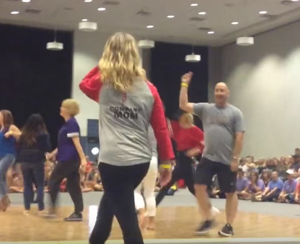 Mom Walks Onto Dance Floor And Surprises Her Daughter Using Crowd Exploding Dance Moves - picture 2