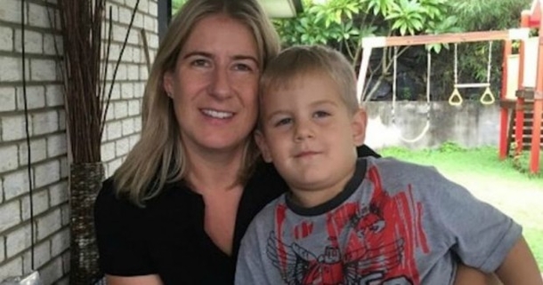 Mother Checks On Little Boy At Bedtime, Notices Something Is Seriously Wrong - picture 2