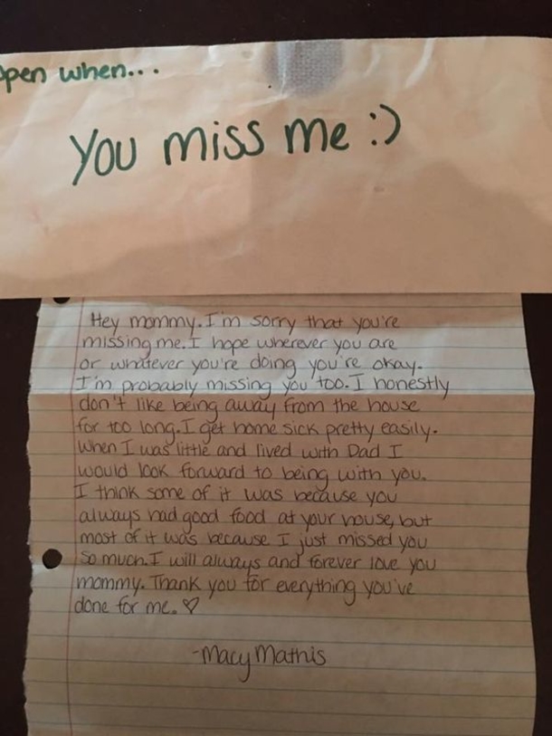Mother lost her daughter in tragic accident, months later she finds secret letters in her room - picture 5