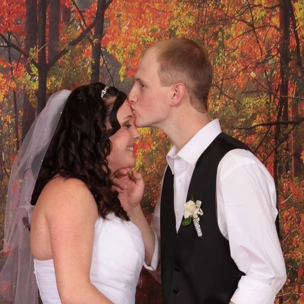Mother of 3 passed away after waiting 7 hours in ER with excruciating pain – no one knows what went wrong - picture 3