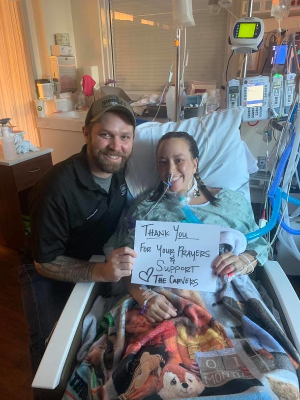 Mother on life support has incredible recovery, meets her baby after birth while she was on ventilator - picture 2