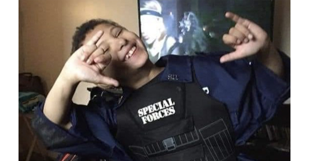 Mother says "goodbye” to 13-year-old child who was shot as he rode bicycle 4 blocks from home, RIP - picture 3