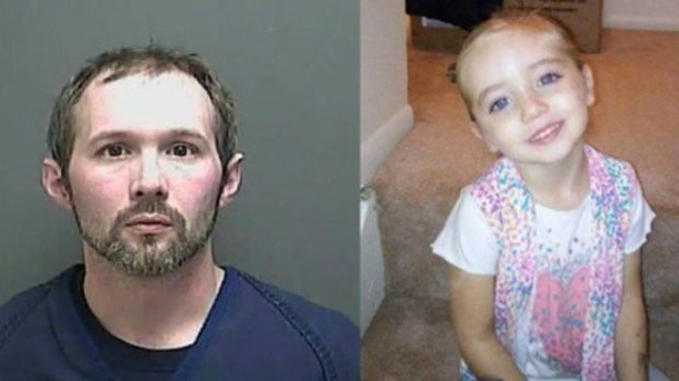 Mother Sees Something Weird In Girl’s Hair, Looks At Her Boyfriend In Horror - picture 2
